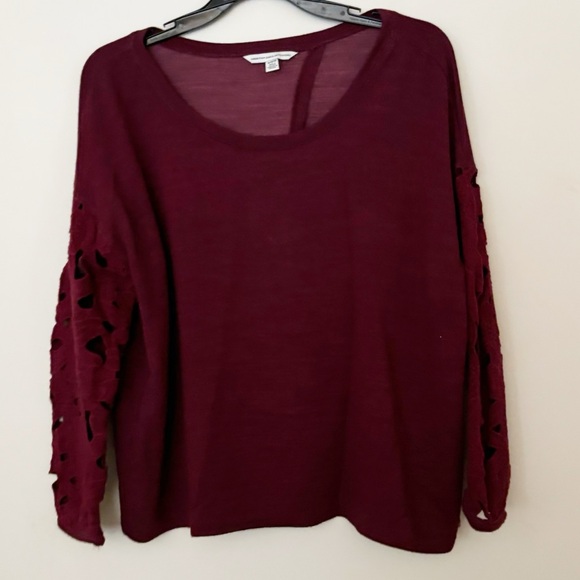 American Eagle Outfitters Tops - American Eagle Outfitters Top Womens‎ Medium Lace Cutout Long Sleeve Open Back